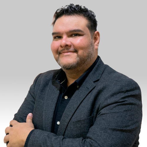 Iván C.